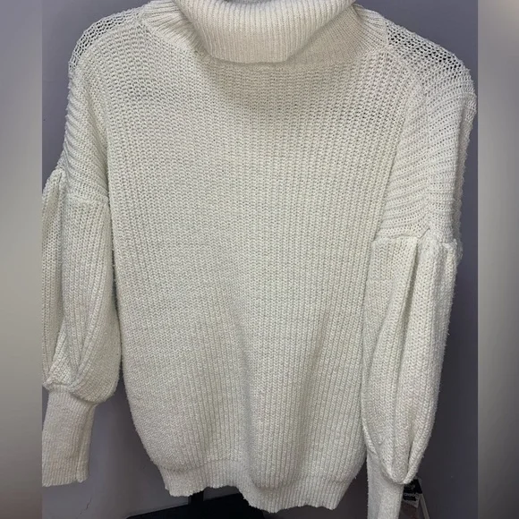 Hazel & Olive Women’s Turtle Neck Balloon Sleeves White Stretchy Sweater - Picture 3 of 6